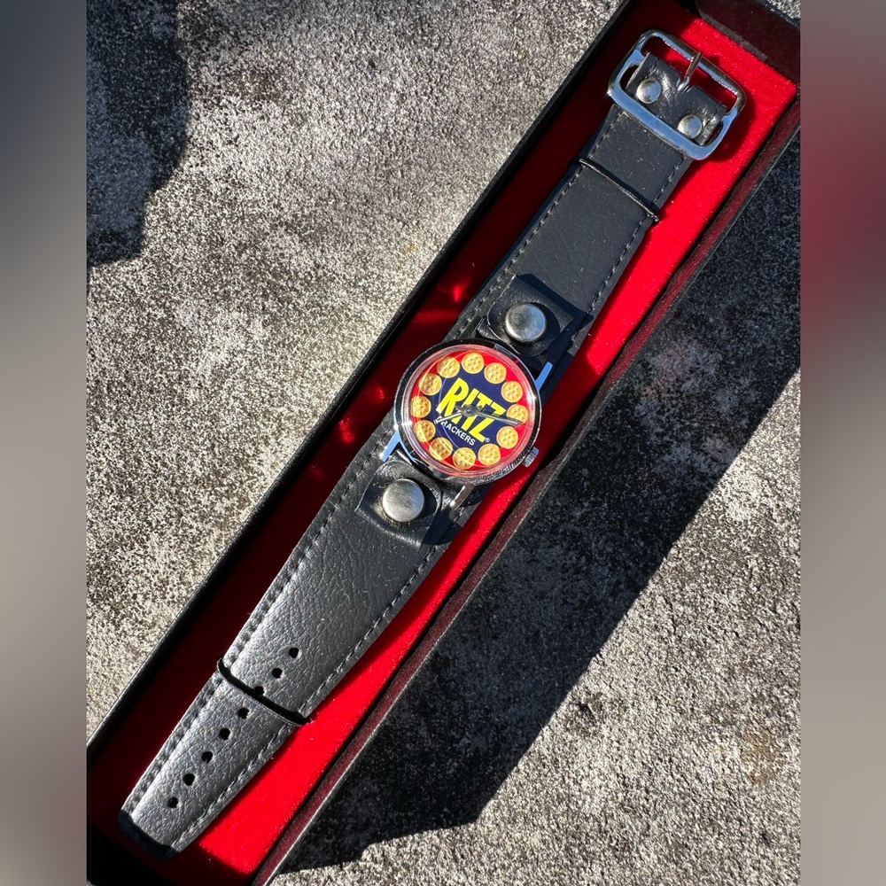 Vintage RITZ CRACKERS Advertisement WATCH SWISS Official Mail Away Promo NIB NEW